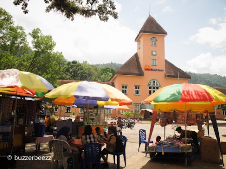 Di depan Gedung PT. BA