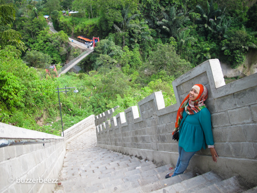 Great Wall Koto Gadang, terlihat di dindingnya sudah banyak coretan